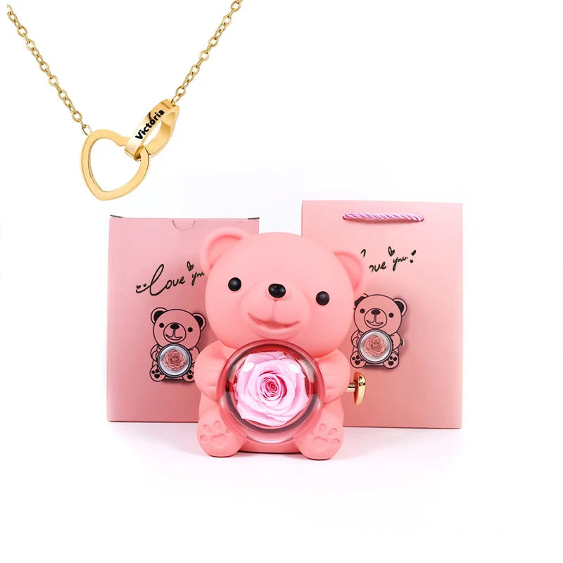 Collar con nombre grabado en forma de corazón 2024 y joyero giratorio con flor de rosa eterna, oso encantador para niña/mujer